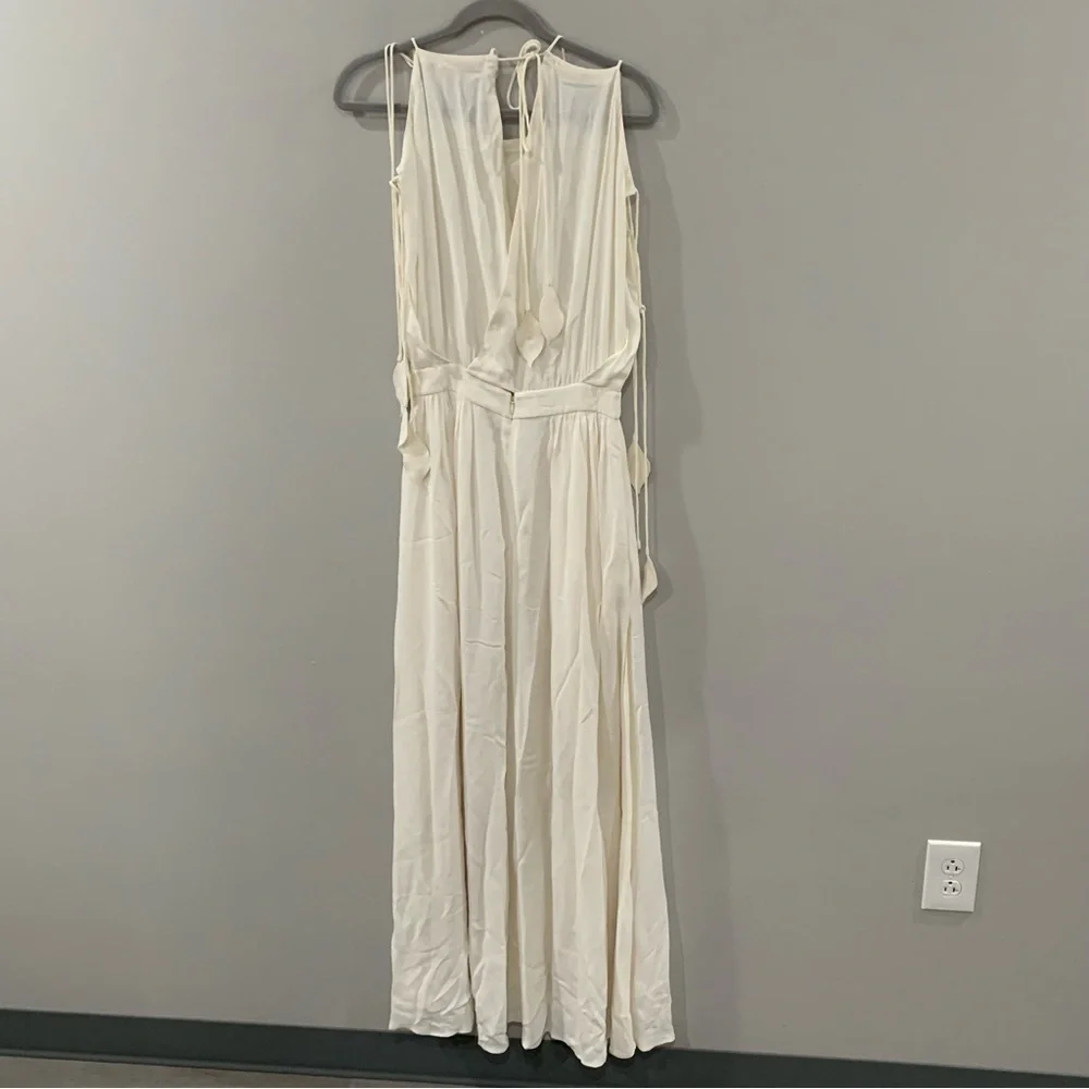 ✅ Tory Burch Dress Evalene Maxi Cold Shoulder in White